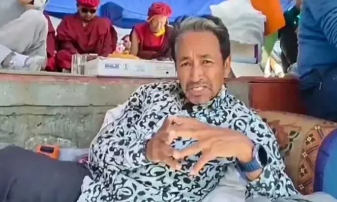 वांगचुक की रिहाई की मांग तेज, अभी जोधपुर जेल में 24 घंटे CCTV की निगरानी में 